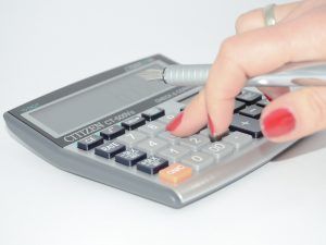 Een van onze juristen kan de maximale ontslagvergoeding voor u berekenen.