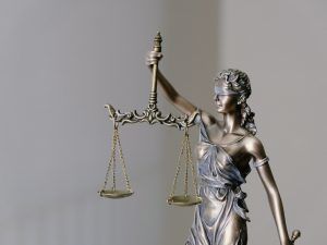 Een van uw rechten als werknemer is dat u (in de meeste gevallen) recht heeft op een ontslagvergoeding wanneer u ontslagen wordt.